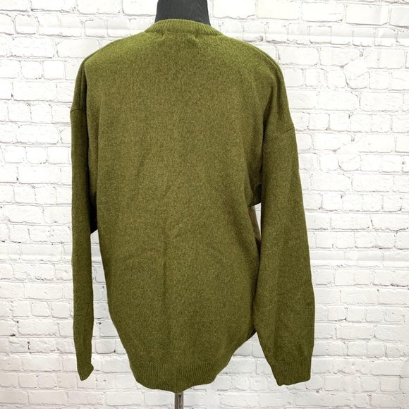 Vintage Aztec Tribal Sweater size L Olive Green V-Neck Wool 105 cms - Picture 3 of 4